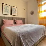 Bazaar Sun Rays Apartment